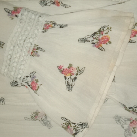 Cover up - Picture 2 of 3